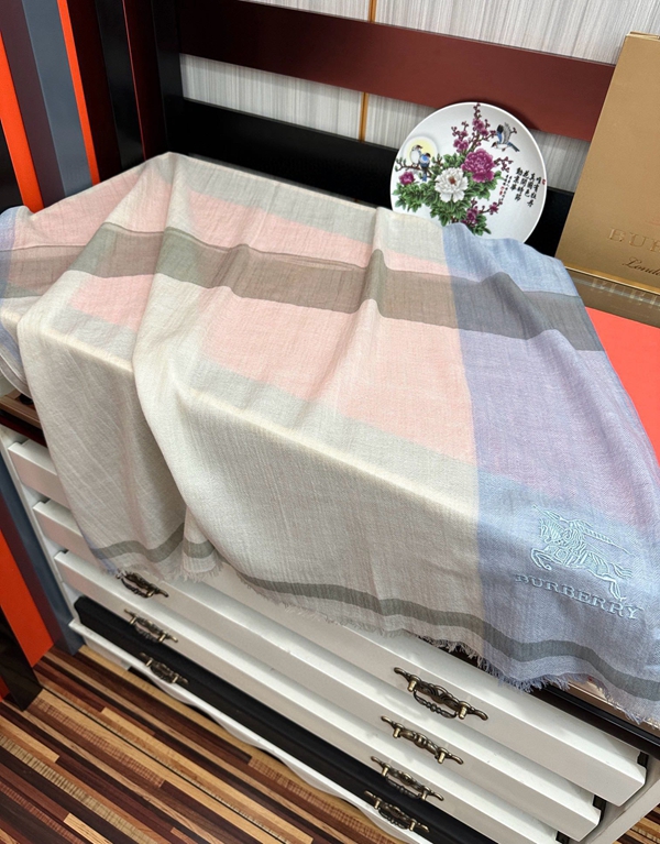 ブランドマフラー素材ディテール